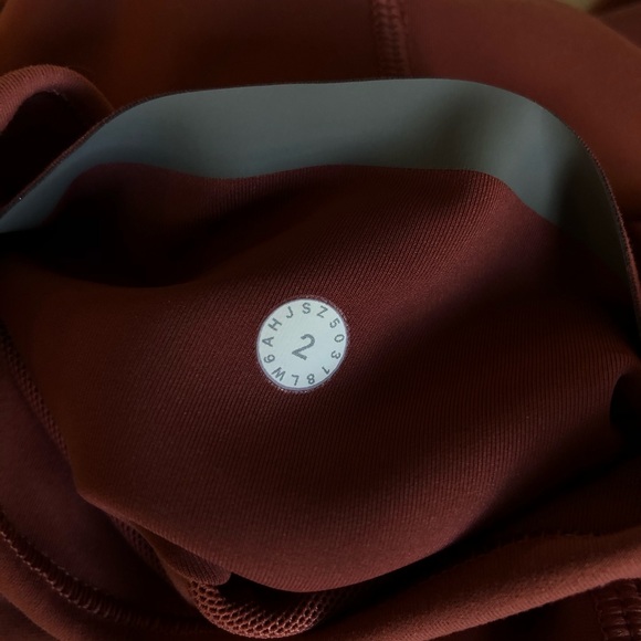 Lululemon In Movement Crop - Picture 5 of 8